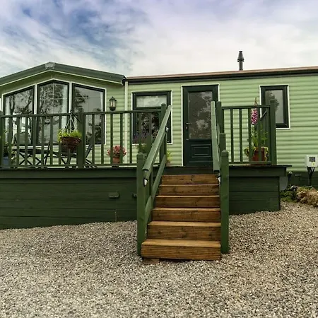 Treetops Holiday home *