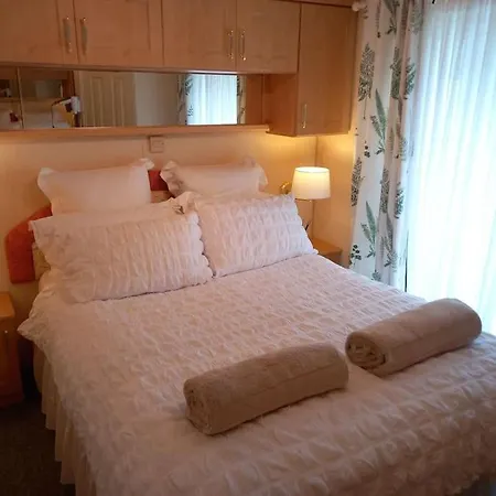 Treetops Holiday home *